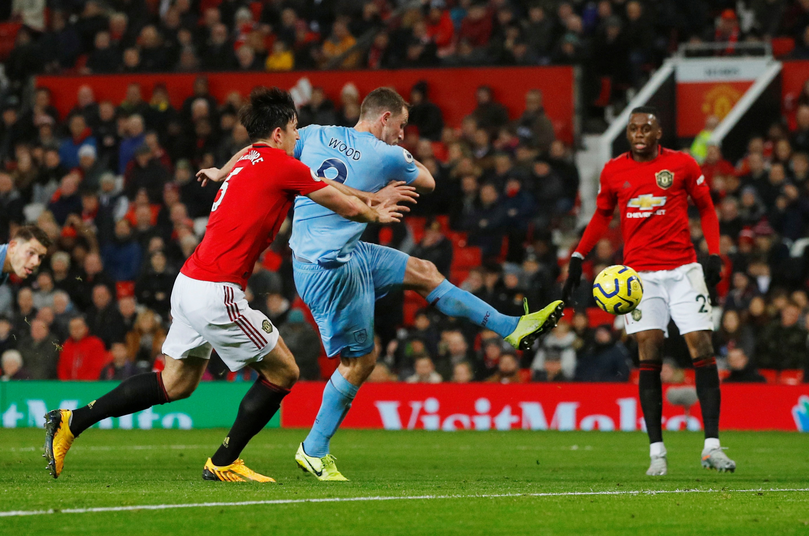 man united burnley anh 4