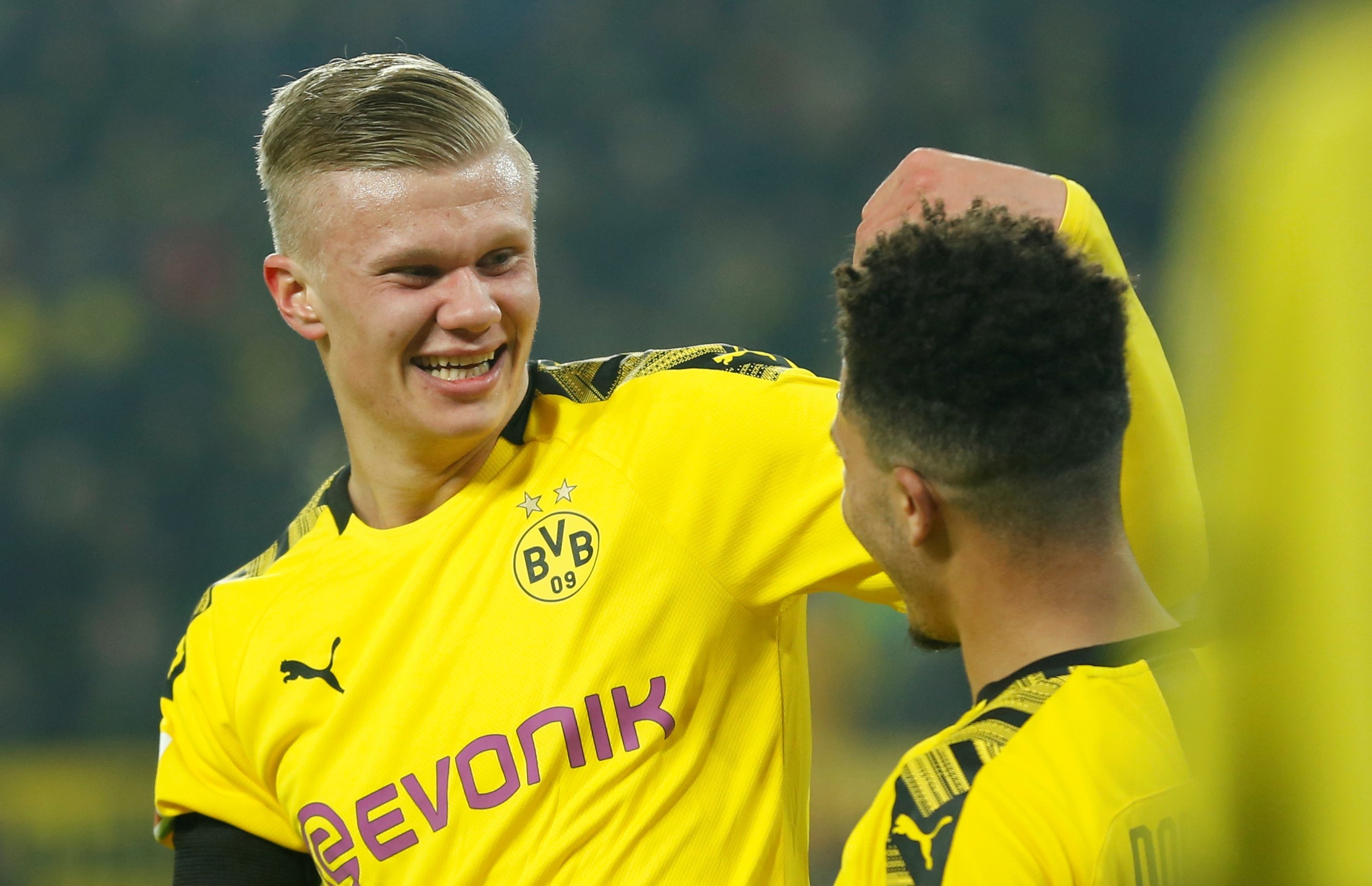 Haaland khong den Man United vi su co 21 nam truoc? hinh anh