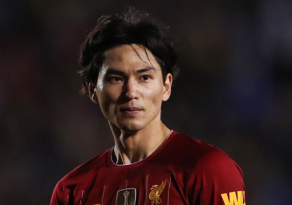 Minamino bi CDV Liverpool che la ban hop dong thuong mai hinh anh