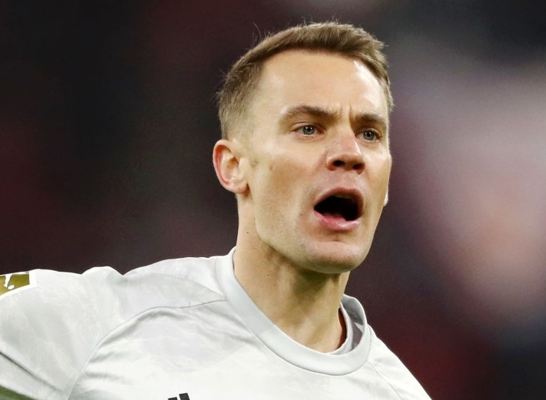 HLV Guardiola tung muon Neuer da tien ve hinh anh