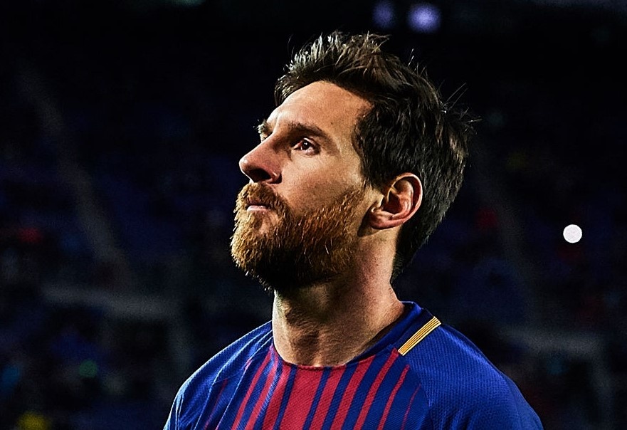 Messi nhen nhom y dinh ra di khi thach thuc lanh dao Barca? hinh anh