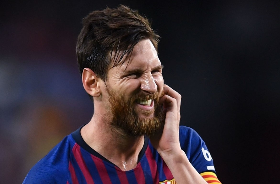 Messi cung dong doi bi kiem tra de phong virus corona hinh anh