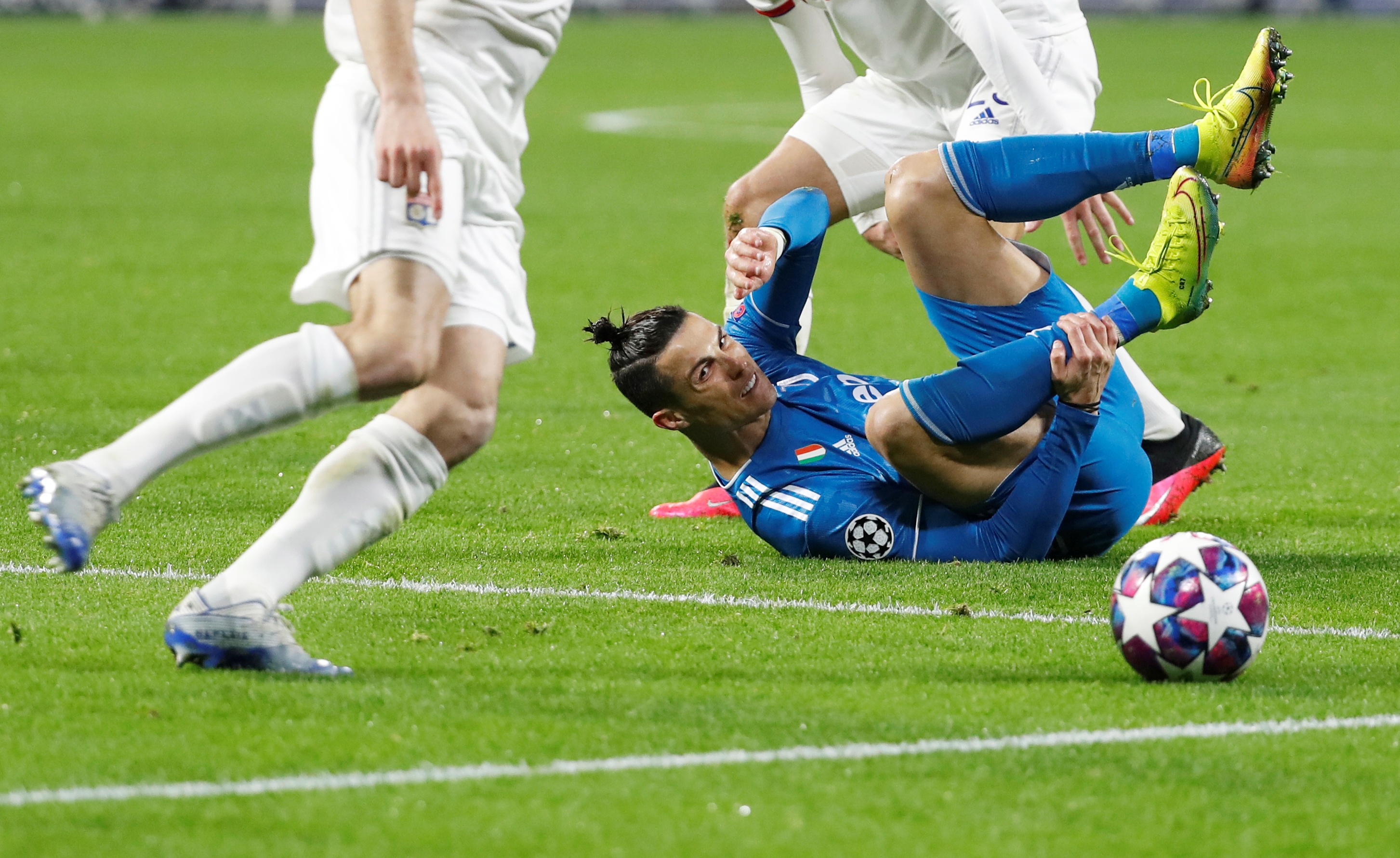 cristiano ronaldo anh 7