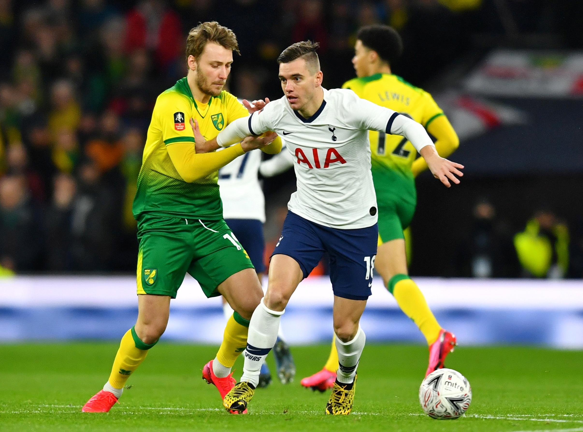 tottenham loai fa cup anh 1