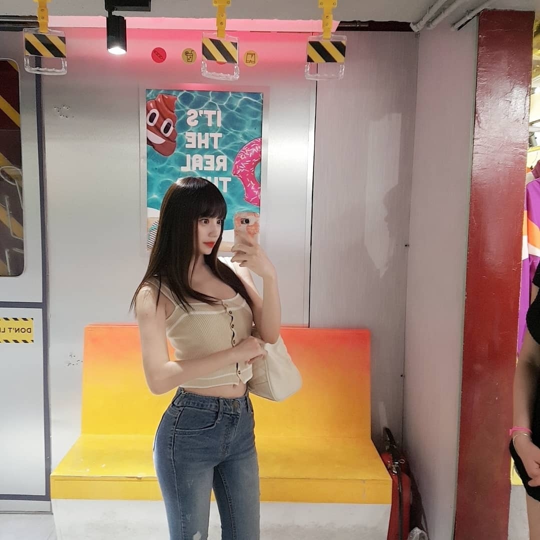 nu chinh mv nhung ke mong mo anh 12