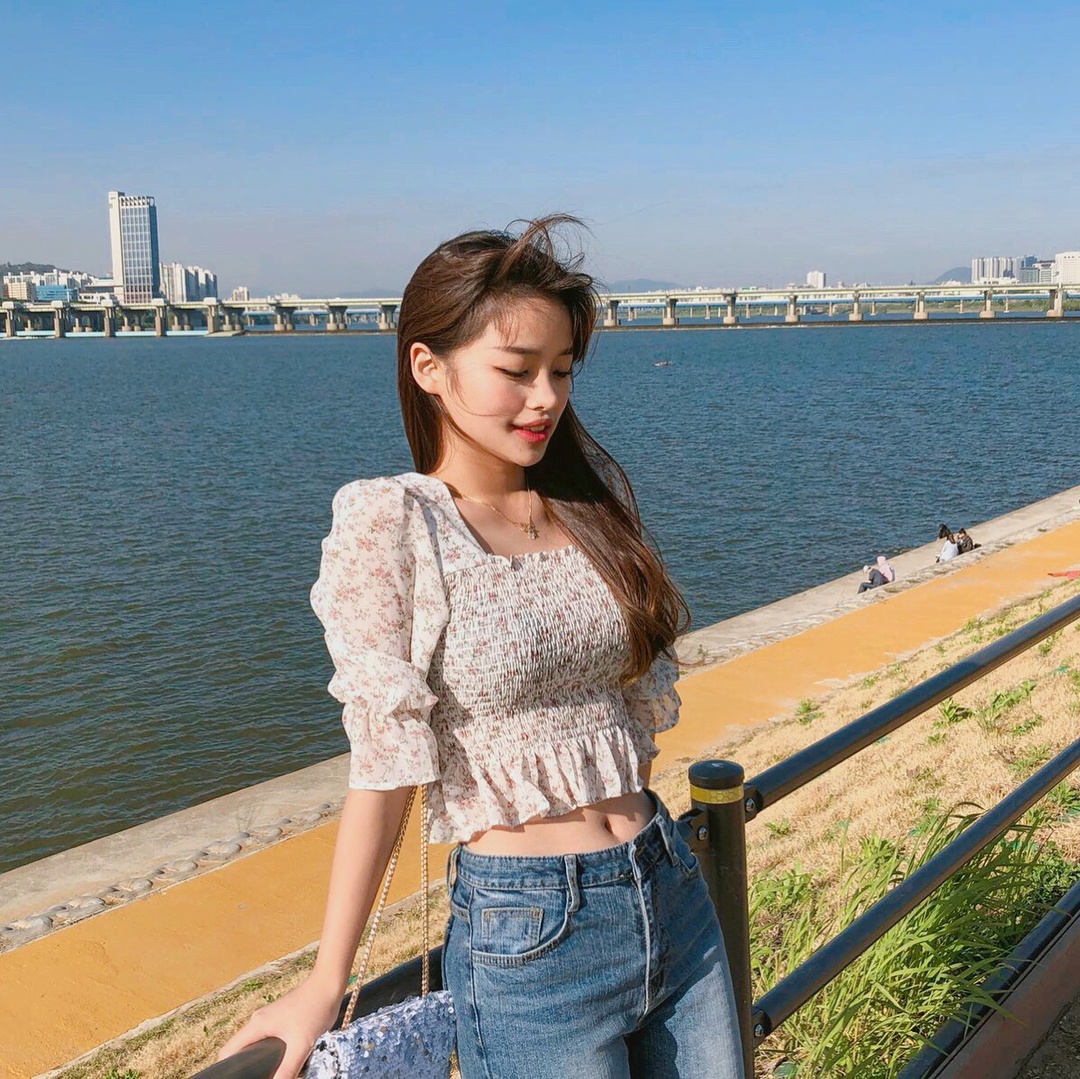 mau nu han quoc xinh dep thong thao 3 thu tieng anh 11