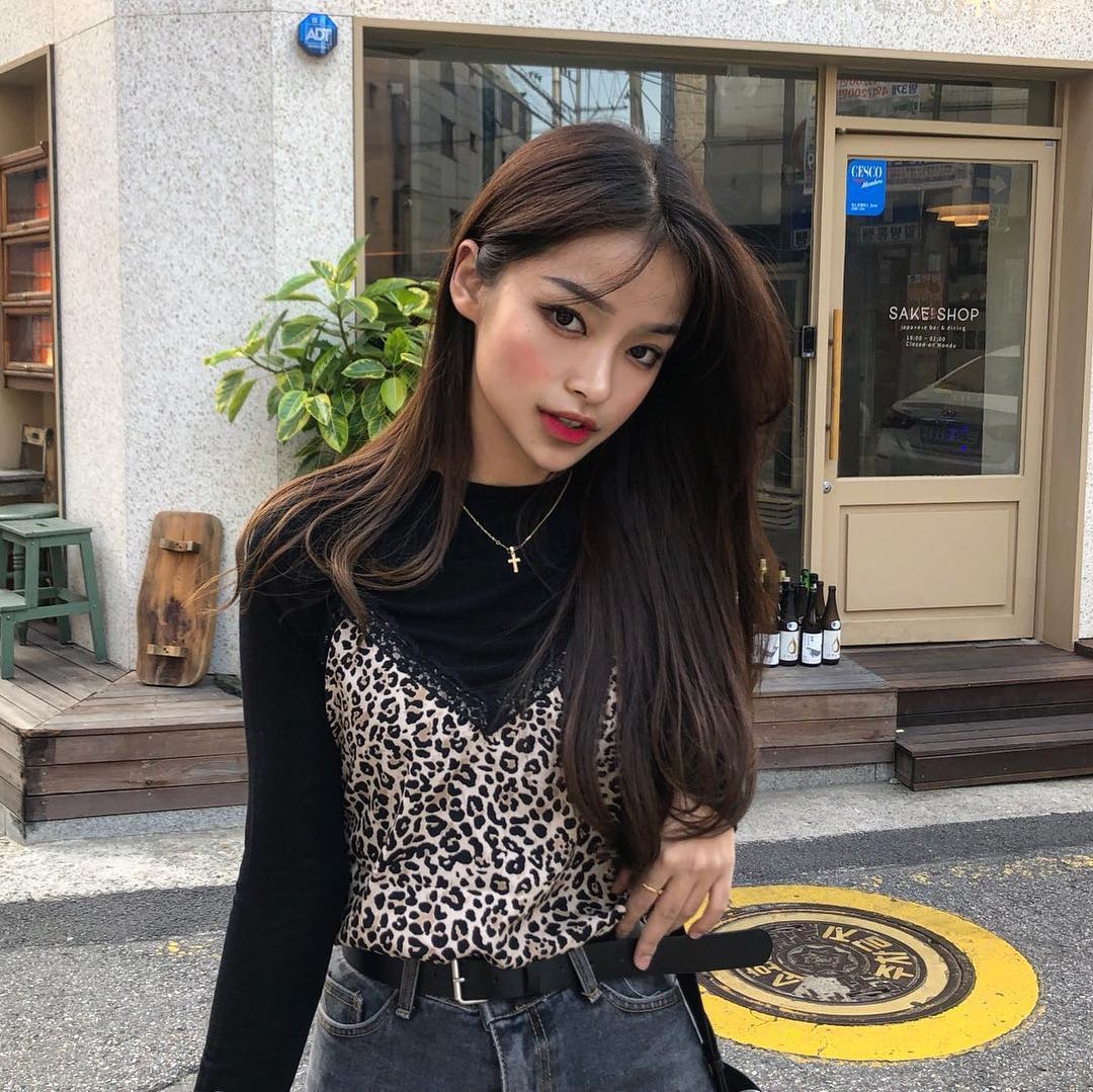 mau nu han quoc xinh dep thong thao 3 thu tieng anh 10