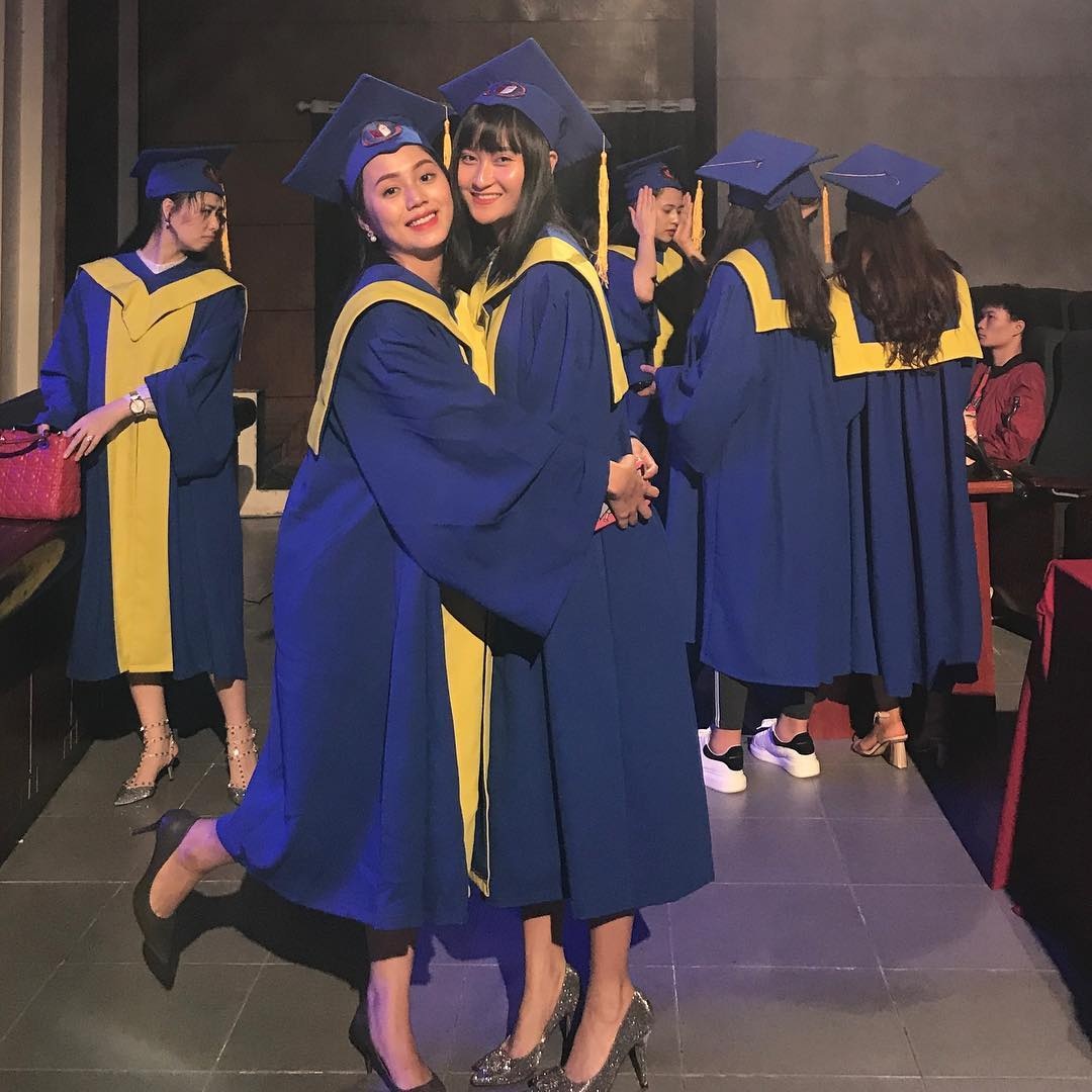 ban gai cau thu huy hung anh 5