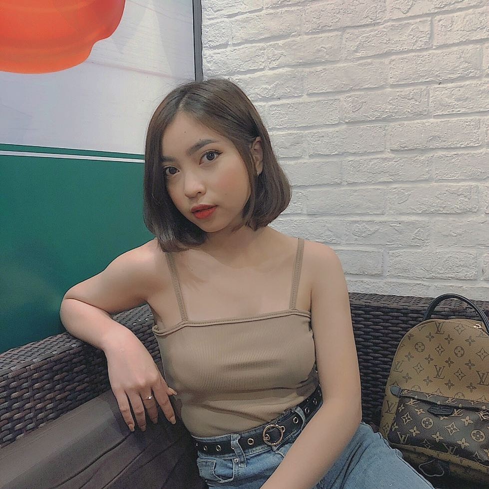 ban gai cau thu anh 6