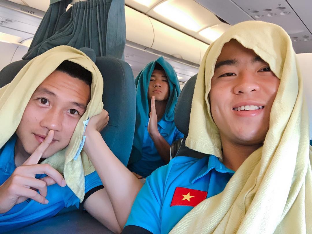 chuyen tinh cua cau thu Huy Hung va ban gai anh 8