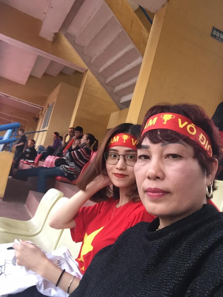 ban gai cau thu Viet Nam anh 6