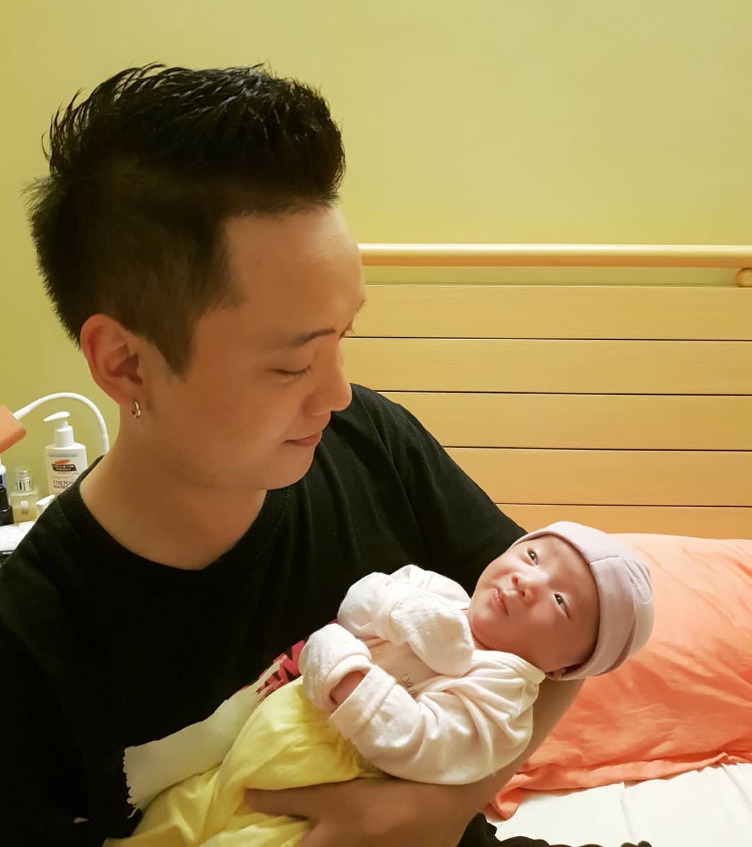 Tram Anh khoe dang sau sinh anh 8