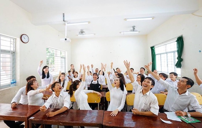 chụp ảnh kỷ yếu phản cảm ảnh 8 chup anh ky yeu phan cam anh 8