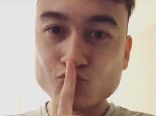 Lam Tay len an pizza, Doan Van Hau khoe 'sieu xe' truoc tran gap Iran hinh anh