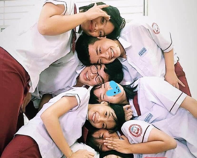 Gioi tre Viet lai ro trao luu moi: Gac dau len nhau chup anh nhom hinh anh