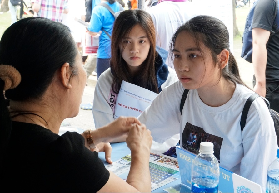 Du kien thi sinh tu do, giao duc thuong xuyen, THPT se thi chung hinh anh