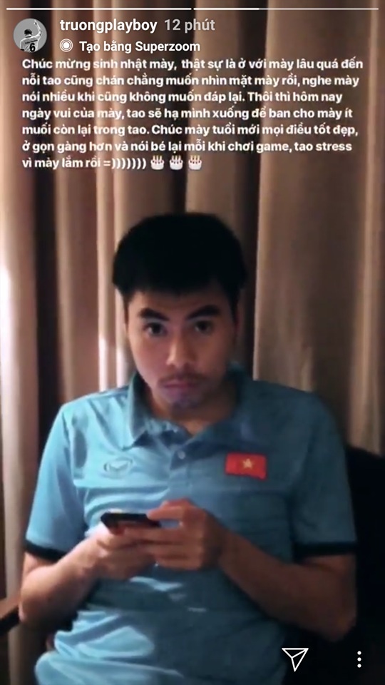 cau thu Viet Nam an mung chien thang anh 7