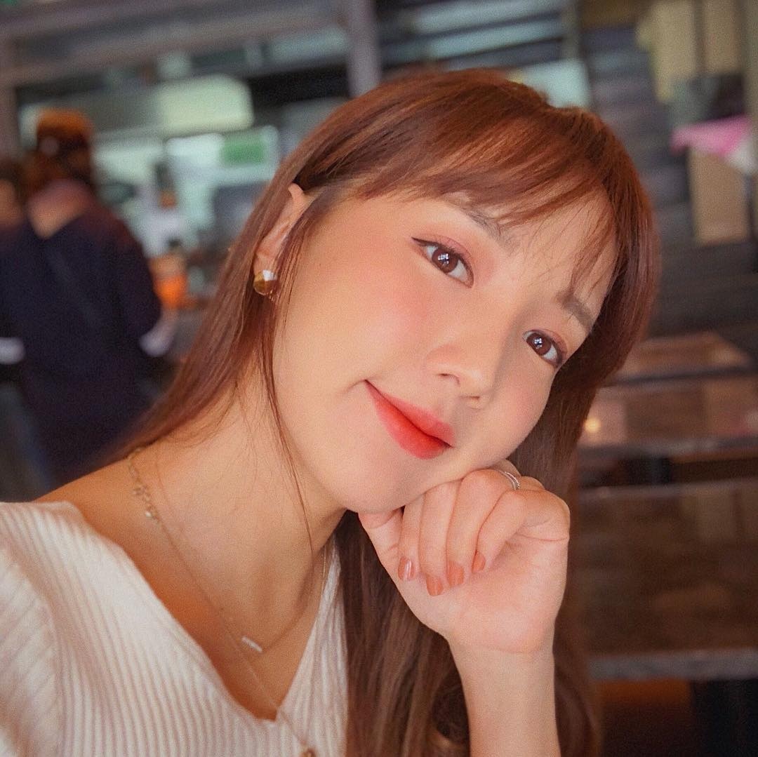 cap vo chong blogger noi tieng anh 7