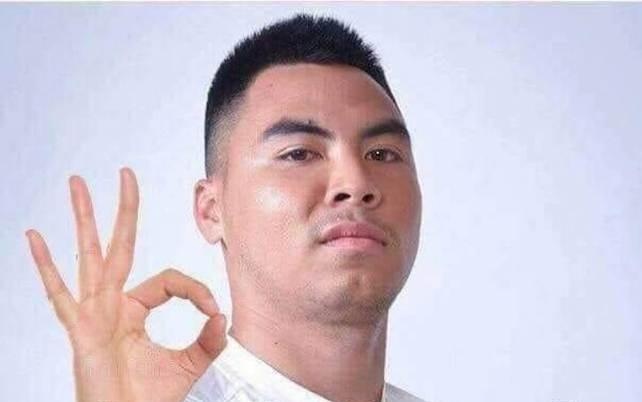 Fan Duc Huy 'lay' nhu than tuong: Hay che anh dat ten, tang qua doc la hinh anh