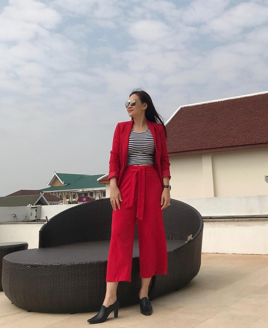 me cua hot girl Lao goc Viet anh 10