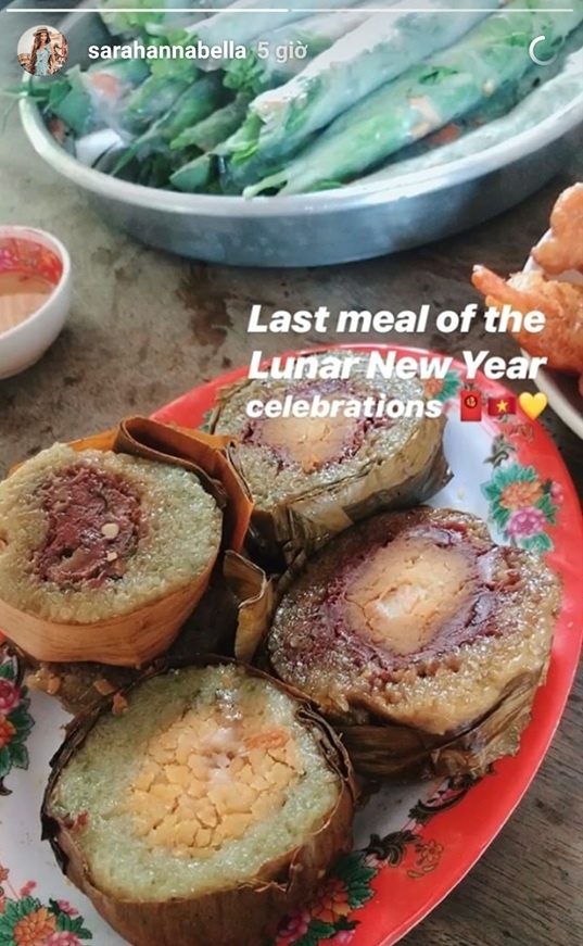 hot girl goc Viet an Tet tai Viet Nam anh 13