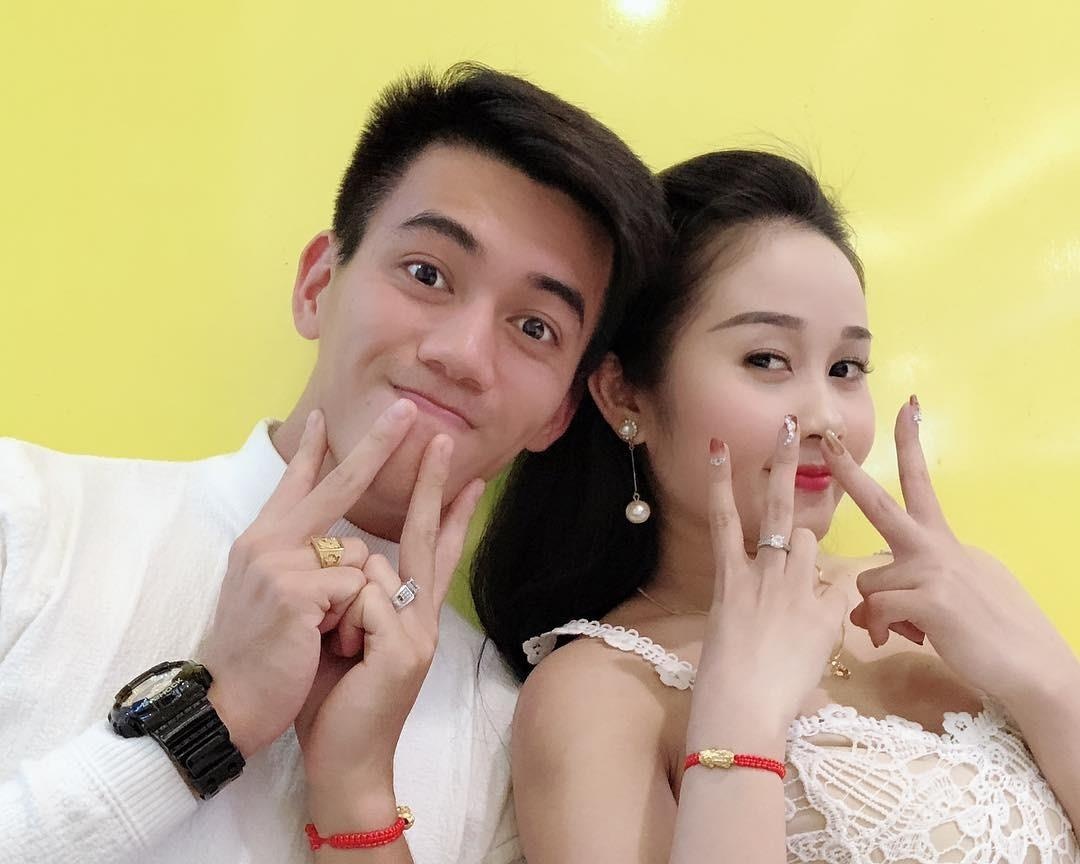 Tien Linh, Tien Dung tang vong vang, Dinh Trong don Valentine o Han hinh anh