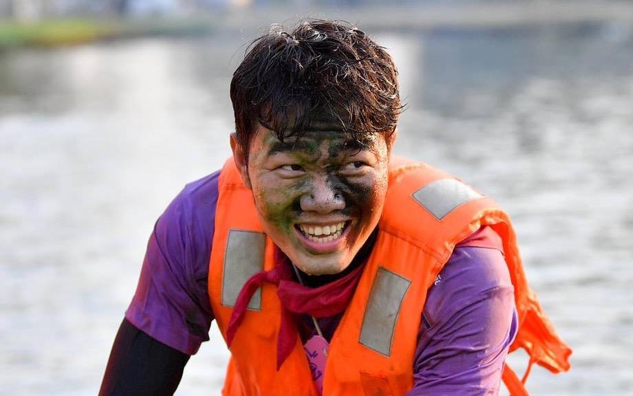 Fan la lam, bat ngo voi hinh anh mau me cua Xuan Truong o Thai Lan hinh anh