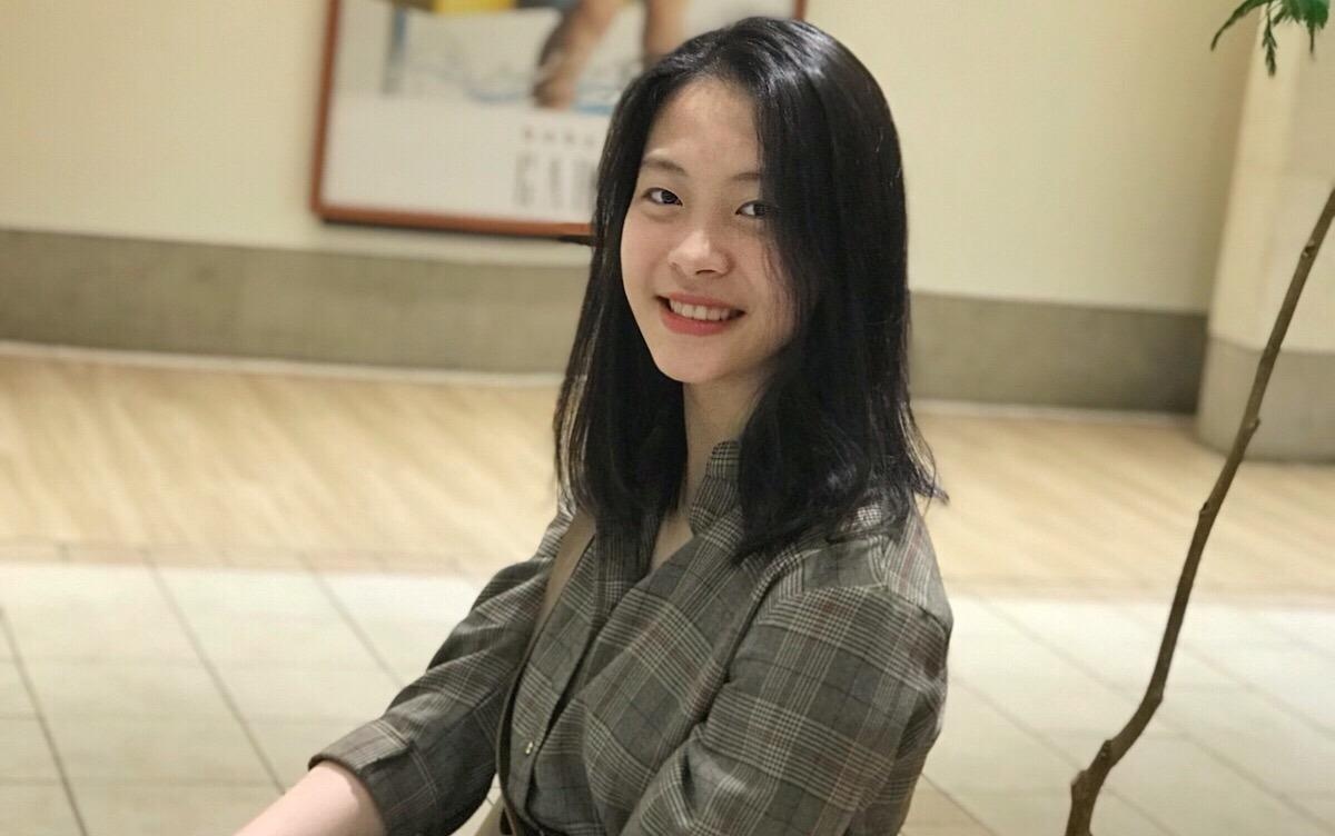 Nu sinh Viet mac ao dai, noi tieng Nhat trong ngay hoi Nhat - Han hinh anh