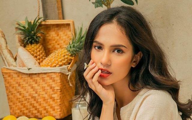 Nhan sac xinh dep cua 'bong hong lai' Emma Le hinh anh