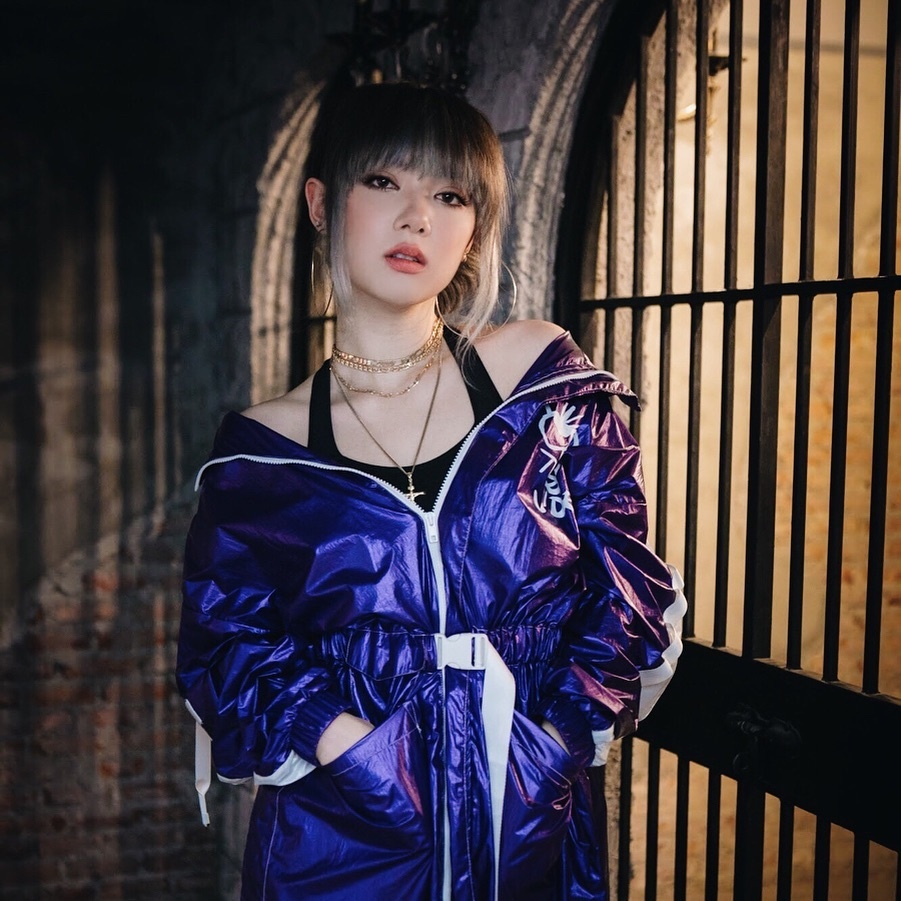 hot girl Thai cover beo dat may troi anh 5