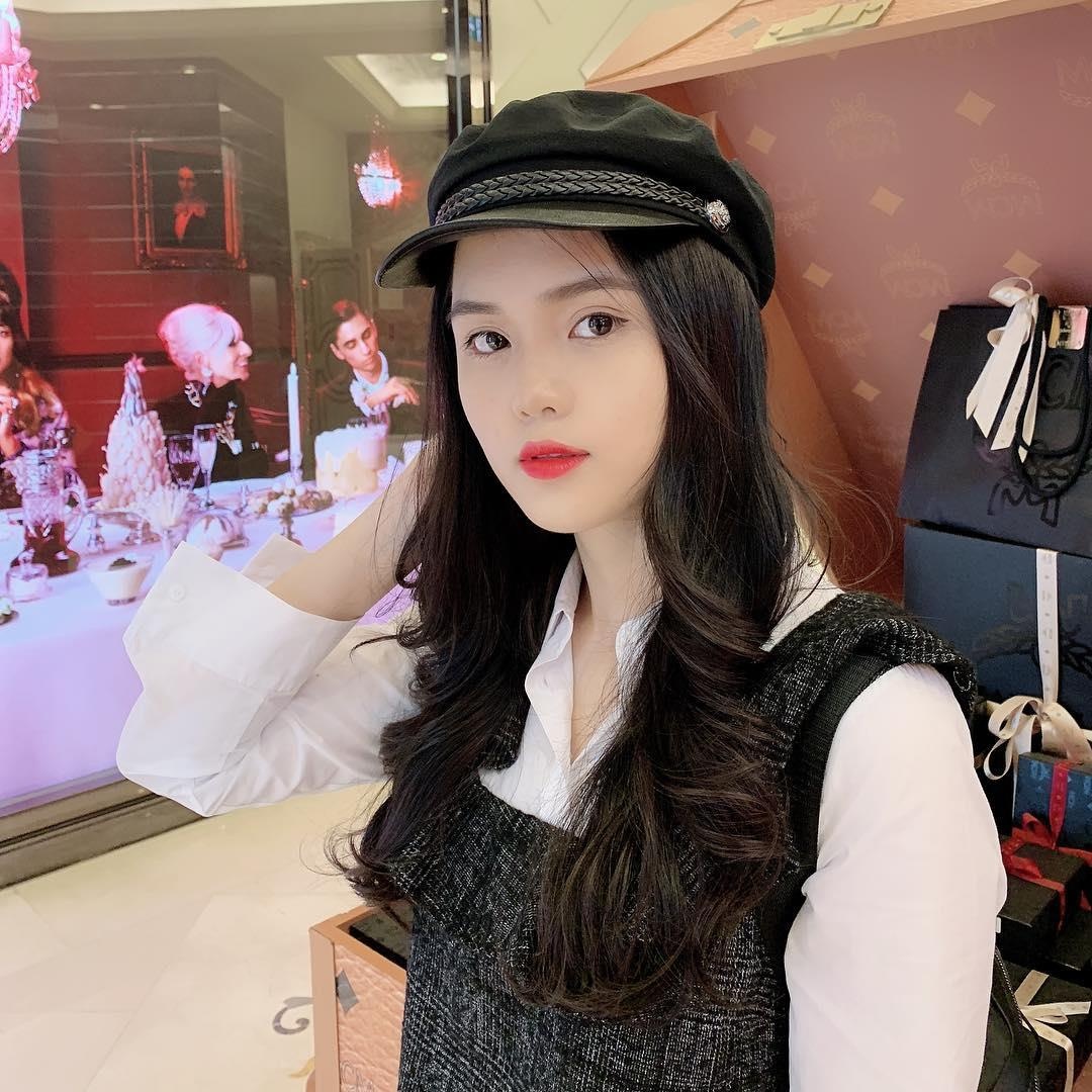 ban gai cau thu truoc va sau khi noi tieng anh 2