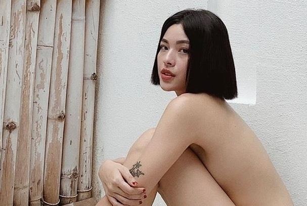 Tu Hao dang anh ban nude, ngay cang goi cam va noi loan hinh anh