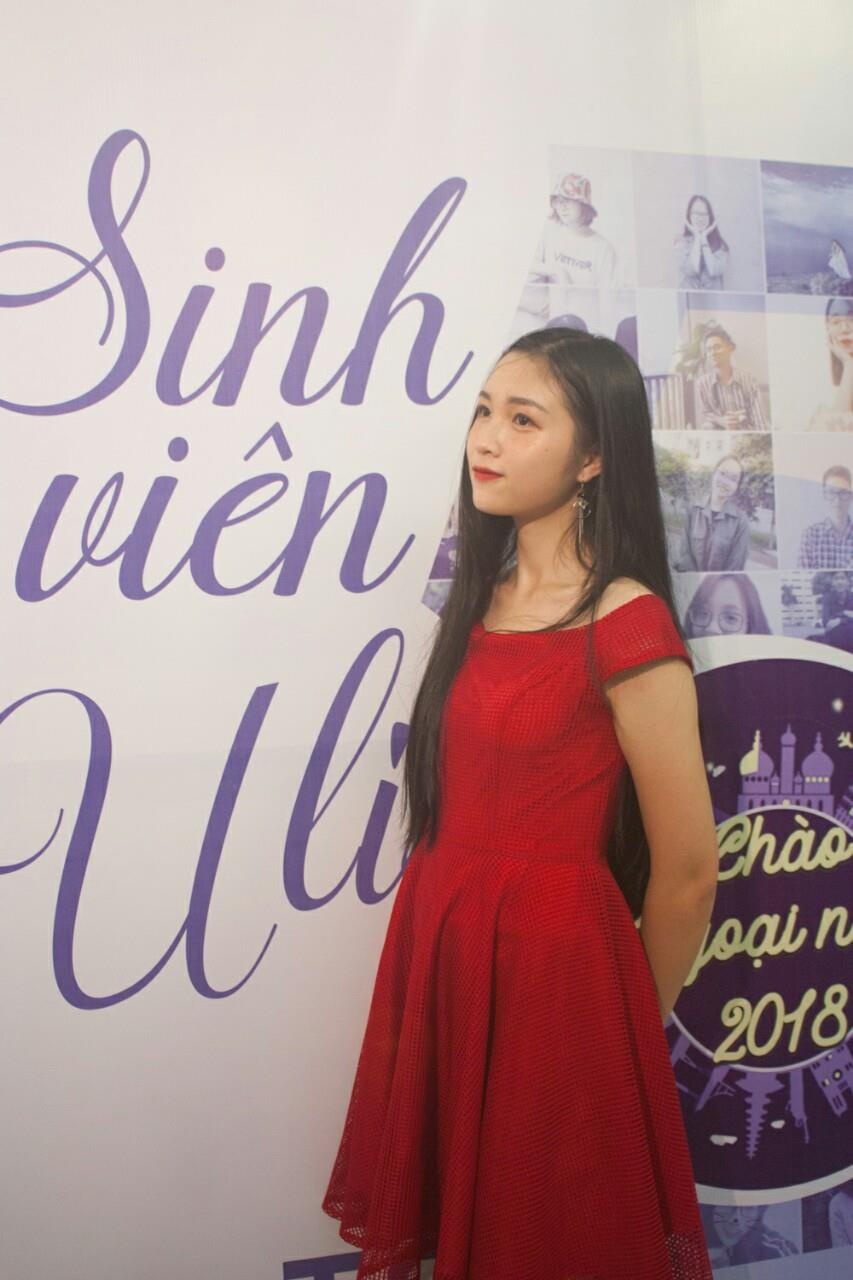 hoa khoi dai hoc quoc gia anh 8