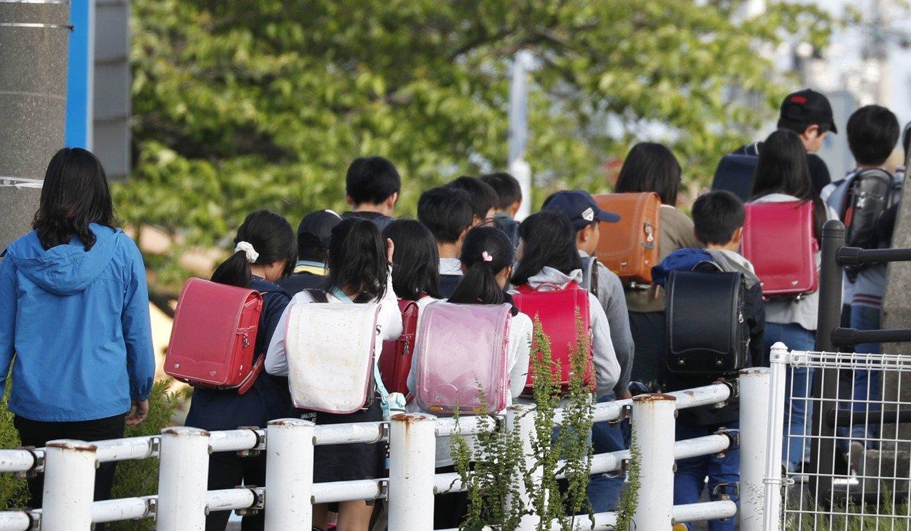 Hoc sinh Nhat ban nhuom toc anh 2