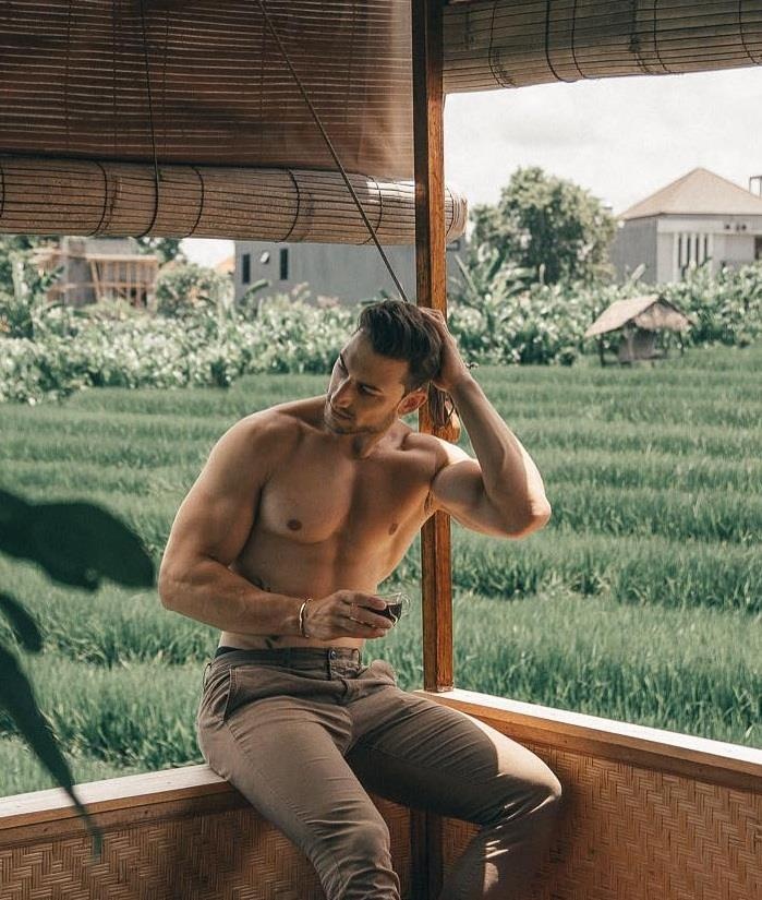 Chuyen tinh cua hot girl toc may anh 10