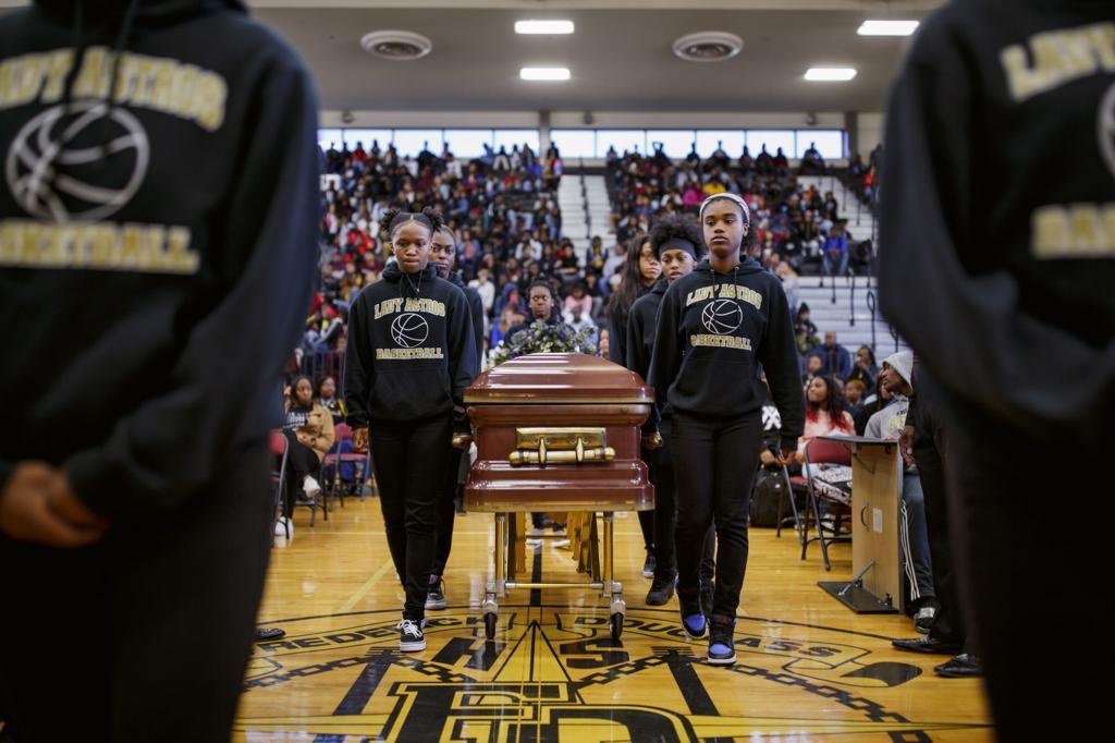 dam tang gia tai truong hoc anh 1