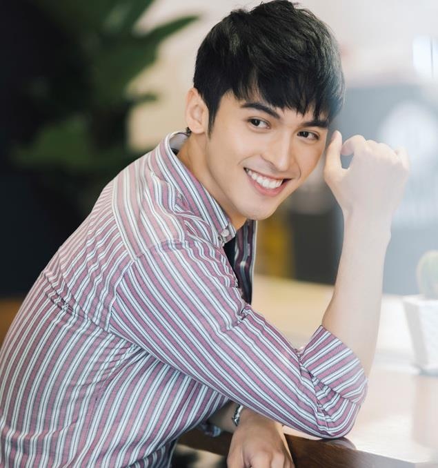 hot girl khoe anh luc be anh 10