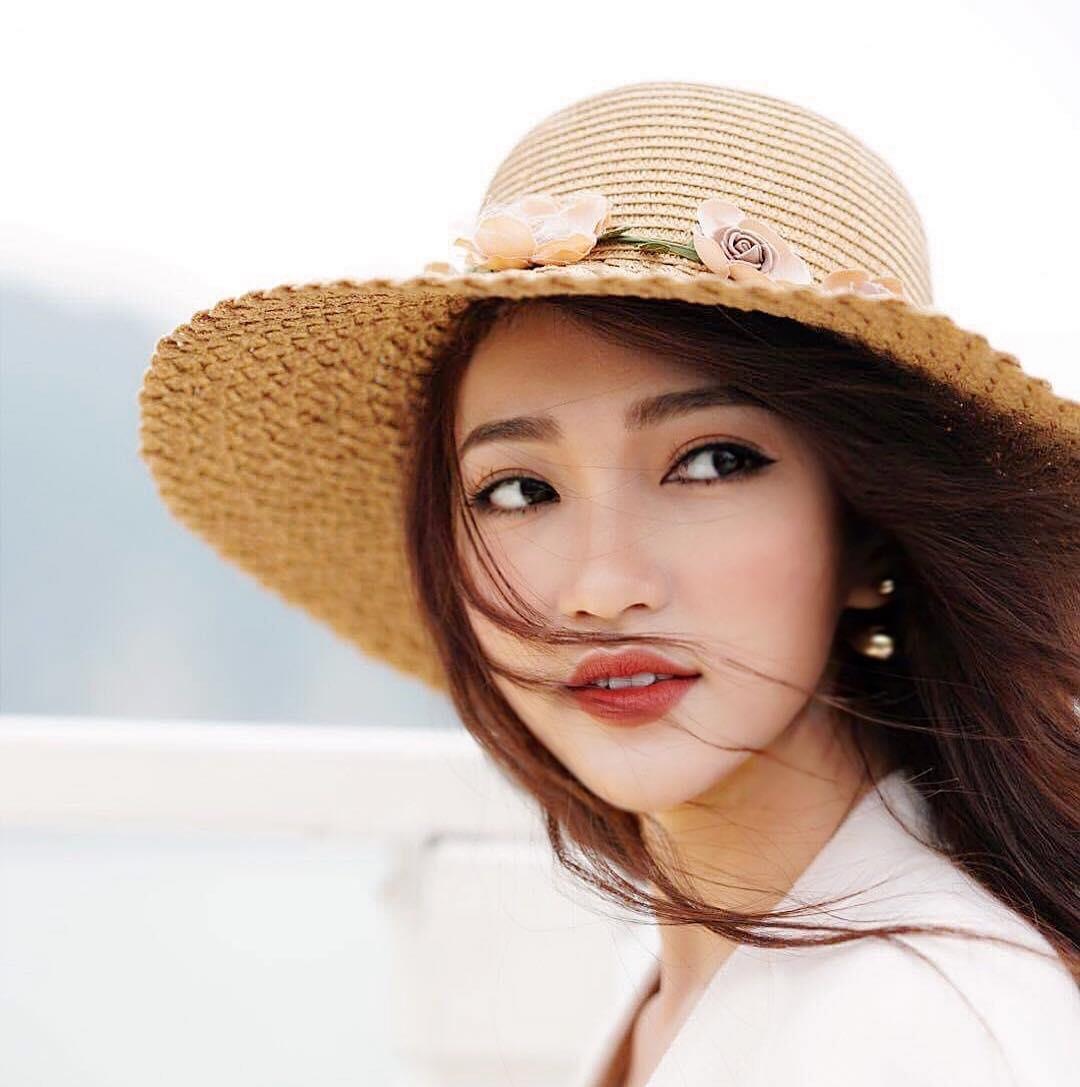 Ban gai Phan Van Duc anh 5