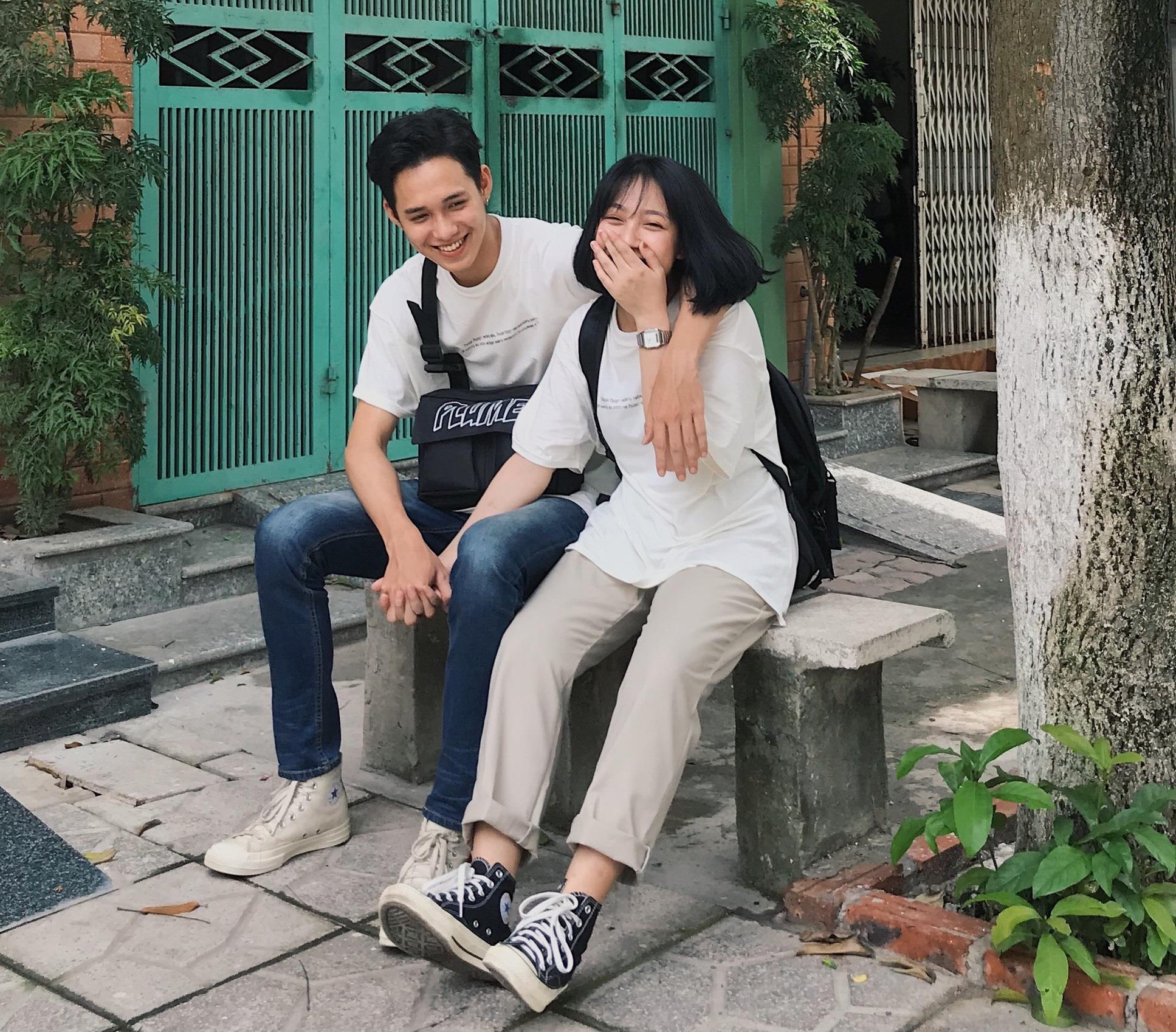 cap doi dua lech anh 1