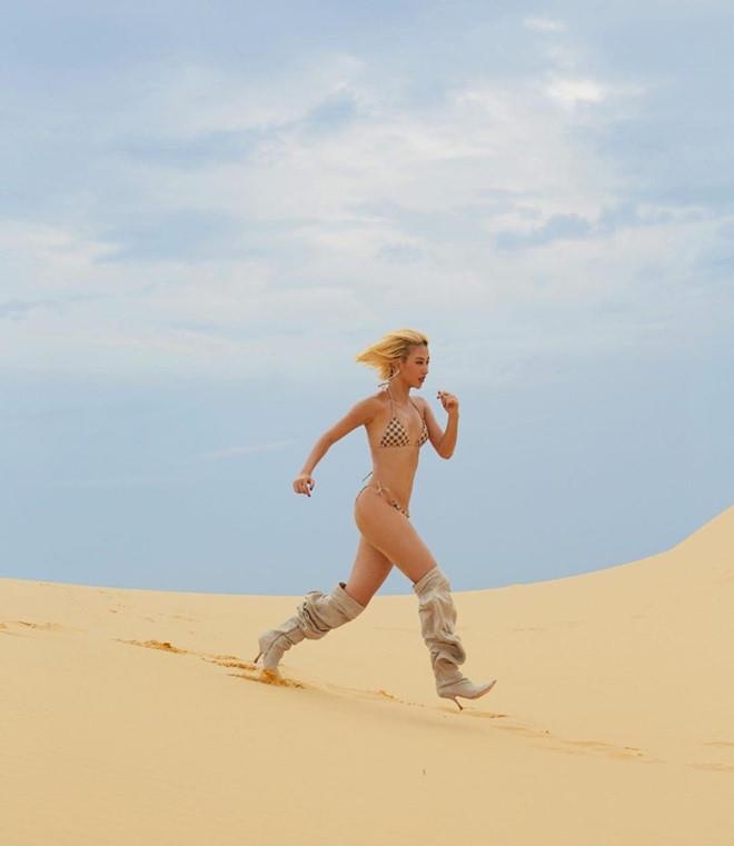 Quynh Anh Shyn mac do gay tranh cai anh 2