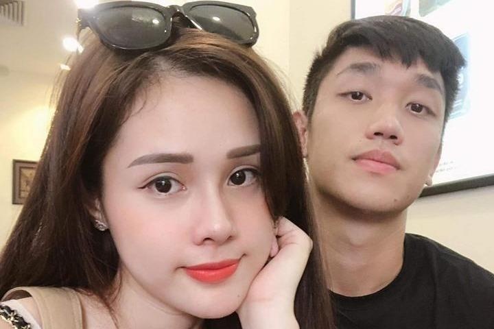 Trong Dai lan dau dang anh than mat ben ban gai sau tin don chia tay hinh anh