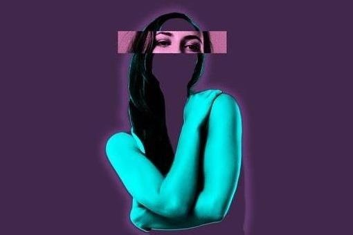 'Trong rong, tui ho va chi muon chet' khi bi tung clip sex len mang hinh anh