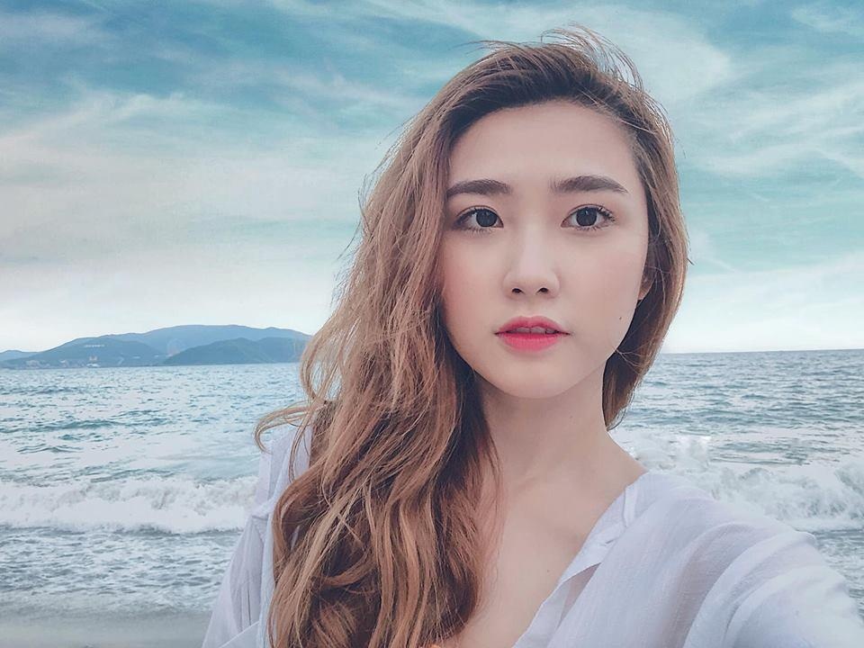 ban gai cau thu anh 1