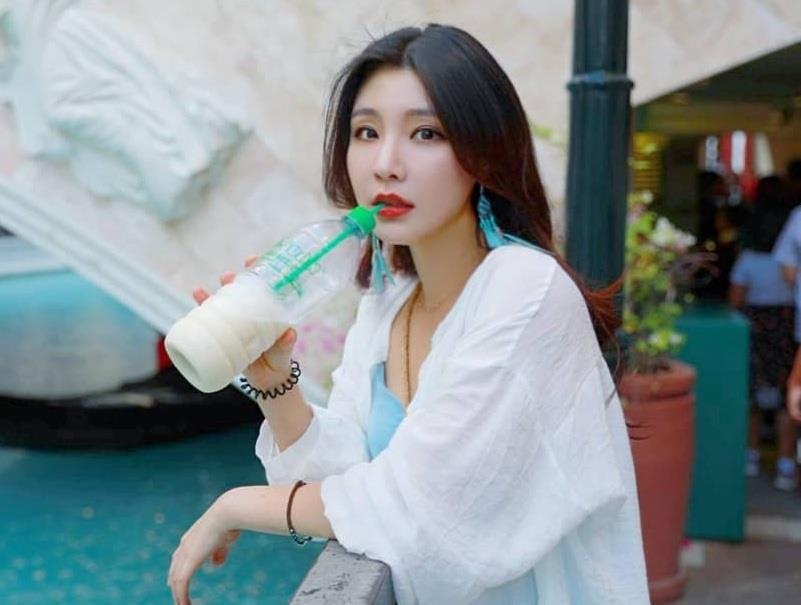 co giao han quoc nong bong anh 2