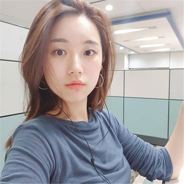 Co giao Han Quoc goi cam anh 9