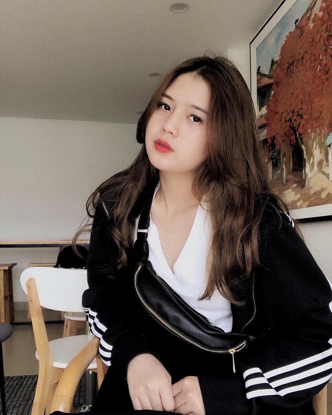 ban gai cau thu anh 3