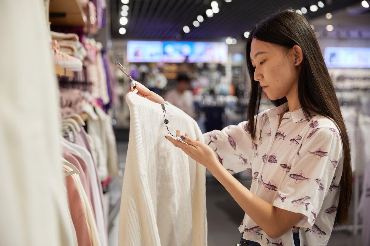 Giới trẻ châu á xài tiền hoang phí ảnh 3 Gioi tre chau a xai tien hoang phi anh 3