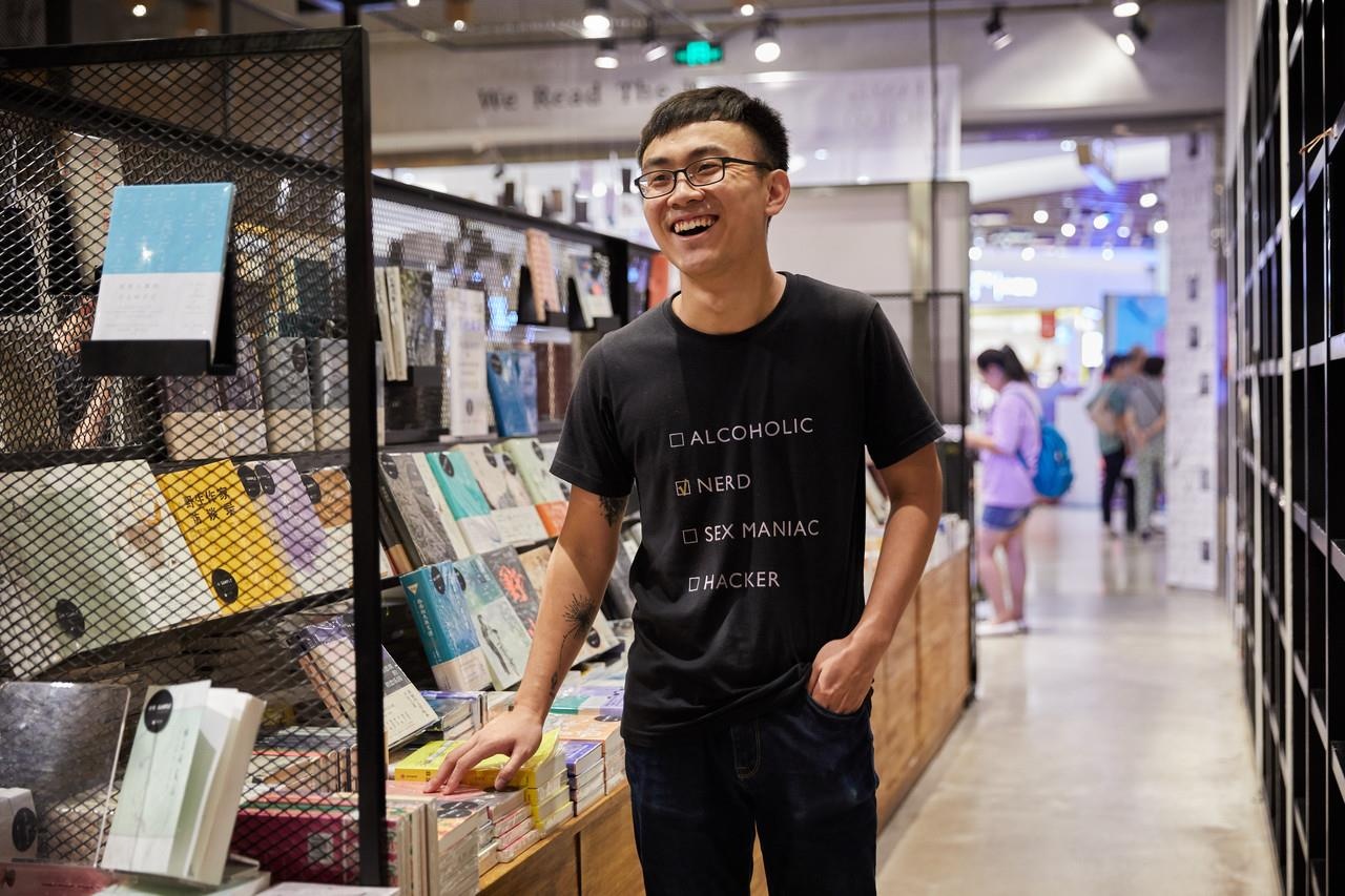 Giới trẻ châu á xài tiền hoang phí ảnh 4 Gioi tre chau a xai tien hoang phi anh 4