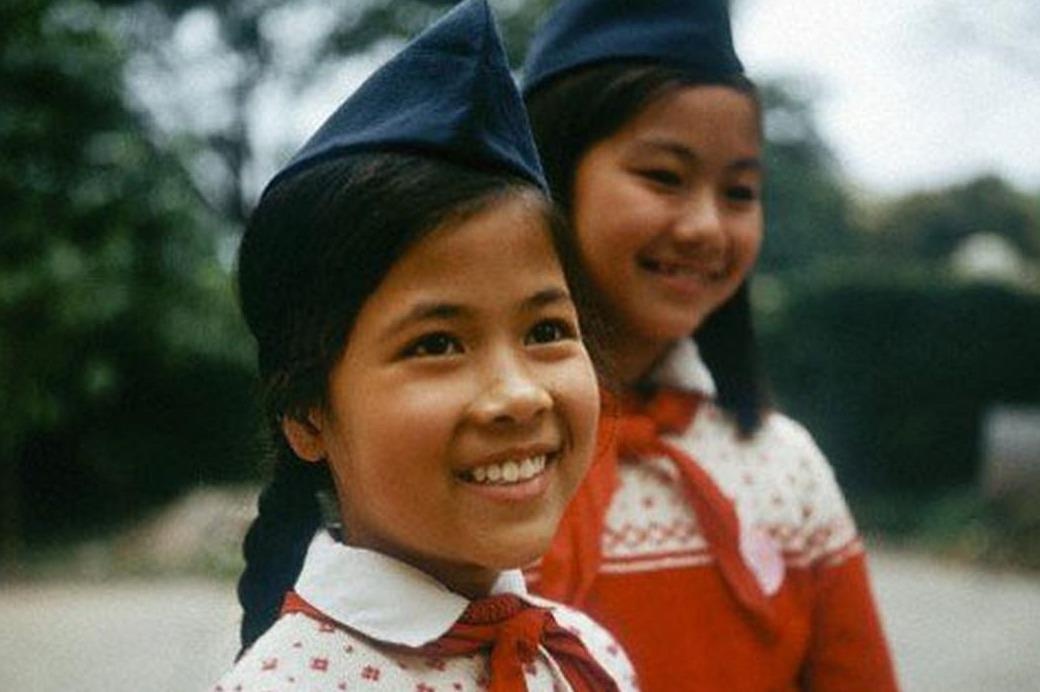 Ky uc le khai giang voi khan quang do, mu ca lo cua the he 7X, 8X hinh anh