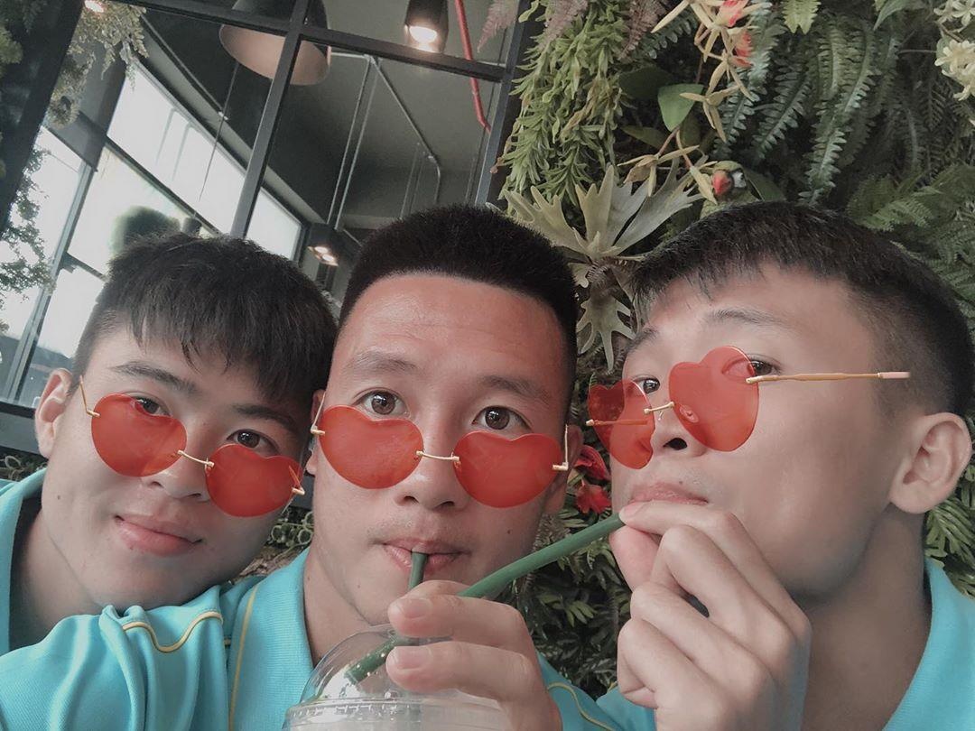 hoi ban than trong doi tuyen Viet Nam anh 1